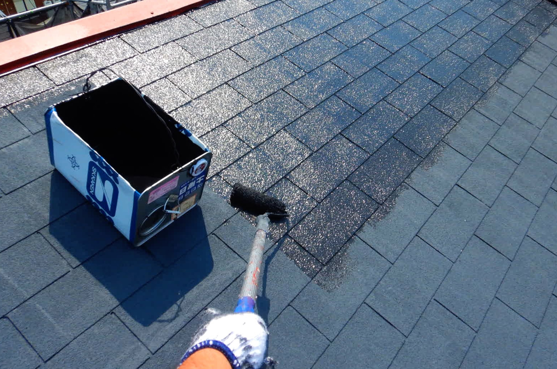 屋根を長持ちさせる塗り替え工事