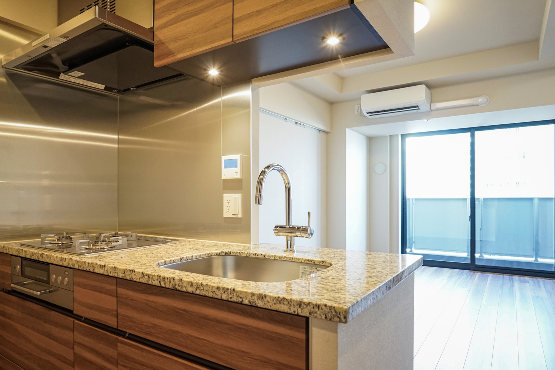 内装などの幅広いサービス